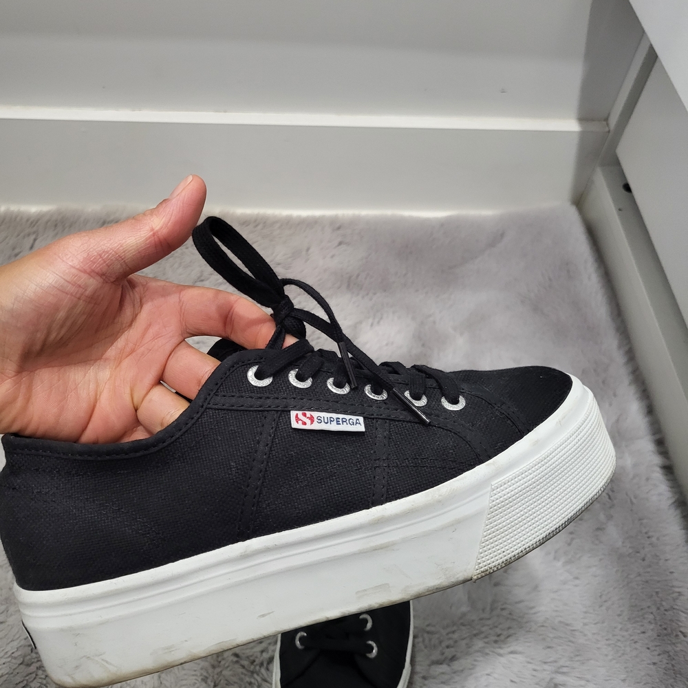 Superga Women's Black Classic Platform Sneaker